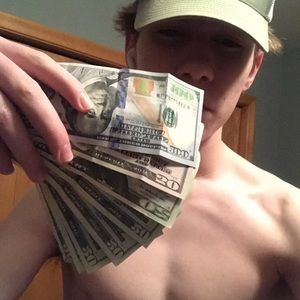 Meet your Posher, Thomas